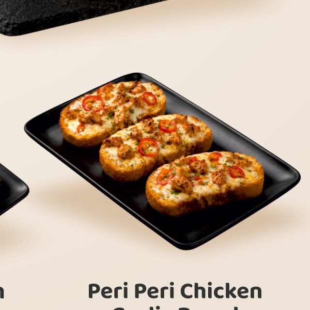 Peri Peri Chicken Garlic Bread